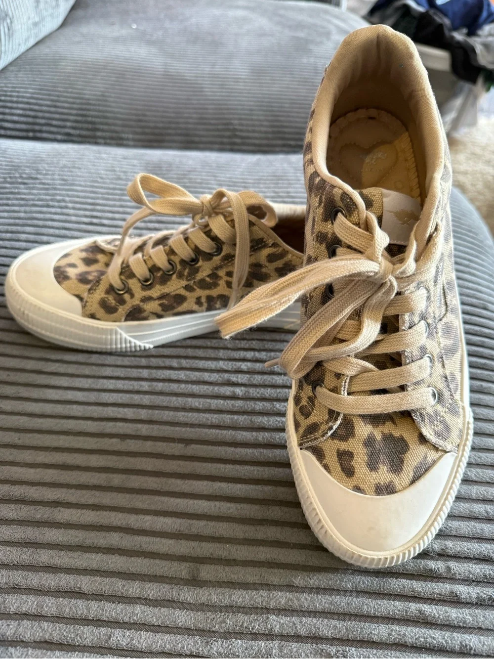 Rocket Dog Leopard Canvas Sneakers - Tan & Brown
